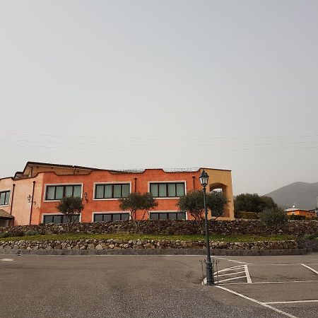 Hotel Le Tre Rose Bono  Exterior foto
