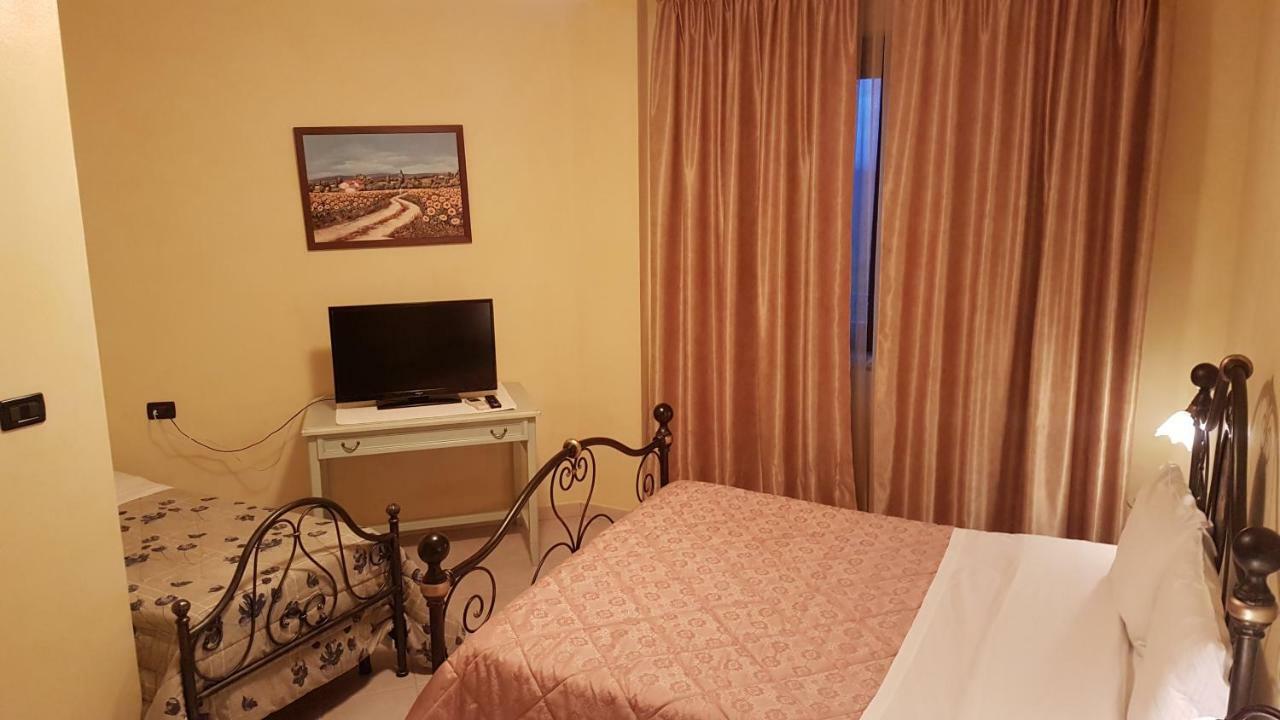 Hotel Le Tre Rose Bono  Exterior foto